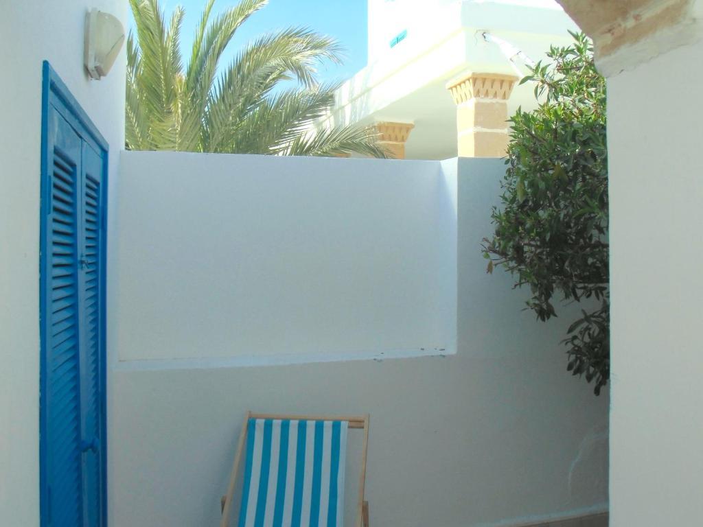 Hotel Villa Soleil Сиди Кауки Стая снимка